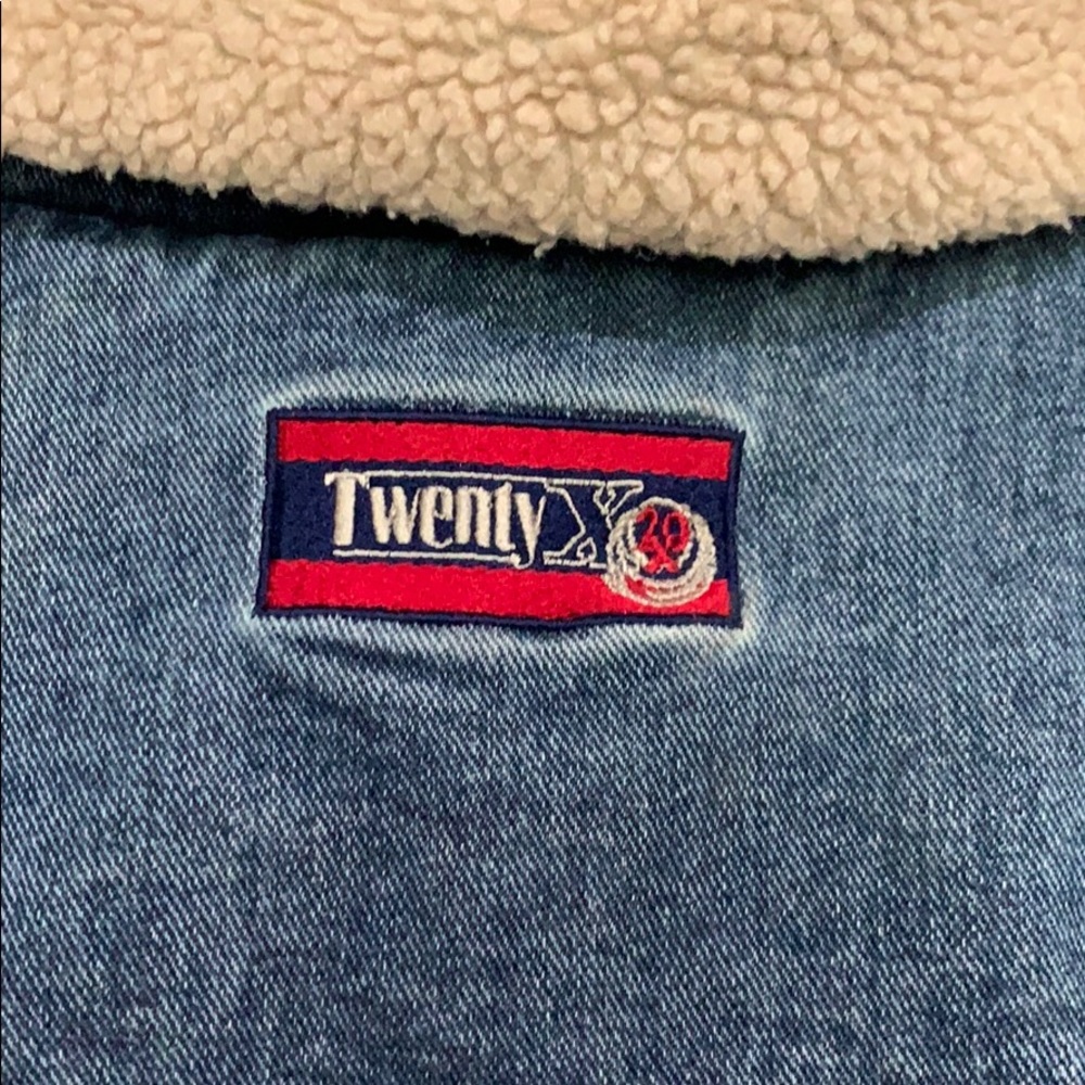 Twenty X - Picture 10 of 10